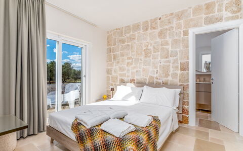 Trullo Brenda: Etage, Lejlighed, Udendørs Møbler, Udvej, Stol, Svømmepøl, Altan, Hotel, Villa, Eco Hotel