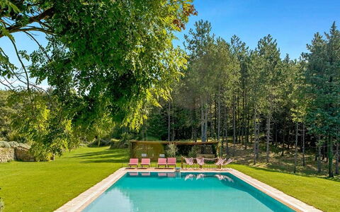 Villa Aiola: Svømmepøl, Have, Skygge, Lawn, Udvej, Landscaping, Eco Hotel, Backyard, Gård, Parkere