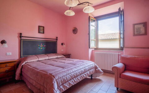 Podere dei Limoni: Soveværelse, Seng, Indretning, Møbel, Sengetøj, Hjem, Sengetøj, Bed Frame, Værelse, Sengetøj