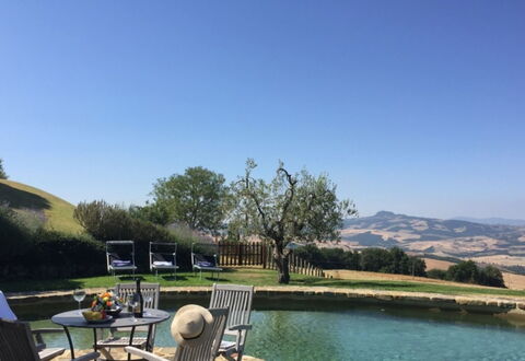 Case Belle: Svømmepøl, Landskab, Landscaping, Water Feature, Lawn, Dam, Eco Hotel, Udvej, Udendørs Møbler, Villa