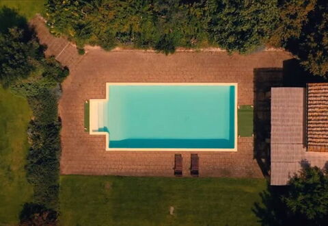 Bagnoletto: Svømmepøl, Kompositmateriale, Estate, Udvej, Thermae, Backyard, Stuehus, Fritid, Have, Lawn