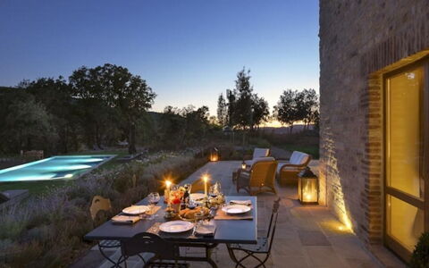 Villa Santa: Hjem, Møbel, Stol, Estate, Landscaping, Svømmepøl, Have, Udendørs Møbler, Eco Hotel, Backyard