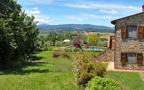 Casale Gioiello: Busk, Sommerhus, Landdistrikt, Have, Stuehus, Lawn, Gård, Eng, Estate