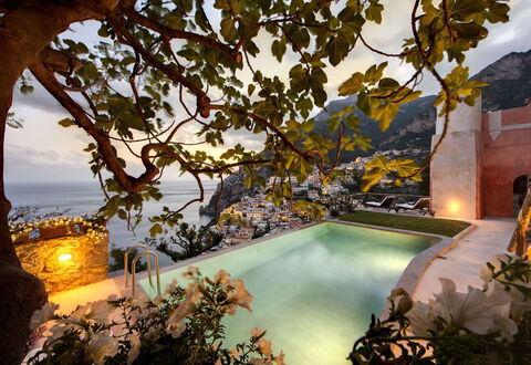 Villa Positano: Water Feature, Eco Hotel, Udvej, Villa, Svømmepøl, Hacienda, Bjerglandsby, Ferieby, Outcrop