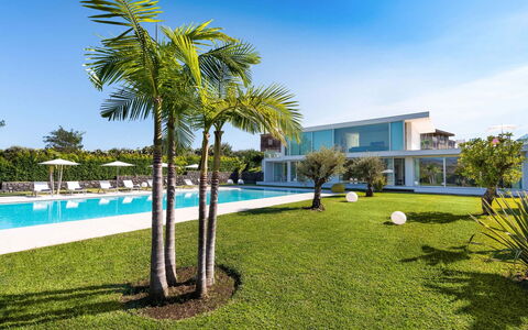 Villa Contemporanea: Svømmepøl, Udvej, Estate, Eco Hotel, Villa, Skygge, Fritid, Hacienda, Mansion