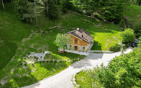 Baita Granda: Hus, Hjem, Sommerhus, Busk, Landdistrikt, Have, Stuehus, Lærk, Estate, Landscaping