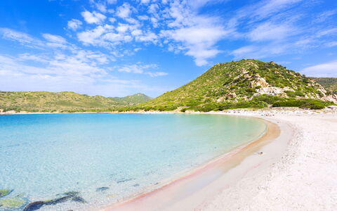 Le Fontane Apartments In Villasimius: Blå, Vand, Krop Af Vand, Strand, Kyst, Coastal Og Oceaniske Landskabsformer, Kyst, Hav, Sommer, Bank