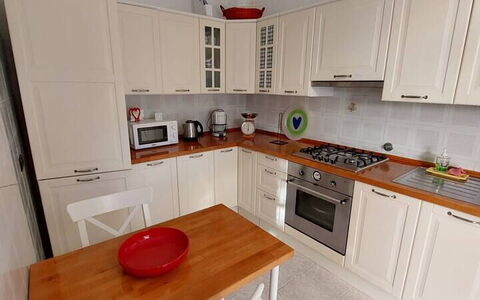 Casa Annalù With Garden, Wifi, Bogliasco: Møbel, Gulvbelægning, Køkken, Træ, Cabinetry, Indretning, Countertop, Etage, Større Bandage, Køkken Apparat