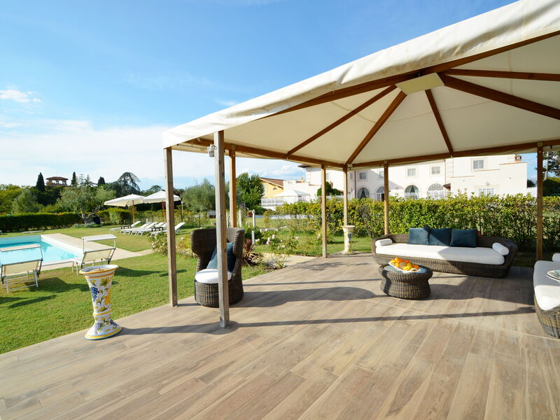 Villa Yvonne