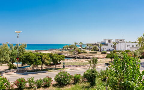Vista Mare Da Rossella: Himmel, Blå, Daytime, Vand, Krop Af Vand, Kyst, Strand, Horisont, Sommer, Hav
