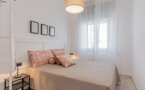 Casa Olimpo: Møbel, Seng, Indretning, Soveværelse, Gulvbelægning, Etage, Væg, Sengetøj, Sengetøj, Træ
