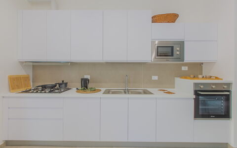 Casa Nonna Netta: Køkken, Køkken Apparat, Countertop, Større Bandage, Indretning, Træ, Cabinetry, Gulvbelægning, Komfur, Komfur