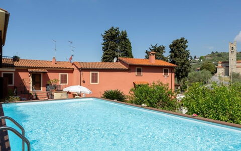 Casale La Pieve: Svømmepøl, Boligområde, Menneskelig Bosættelse, Udvej, Udendørs Møbler, Hacienda, Estate, Eco Hotel, Thermae, Villa