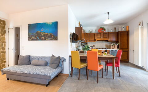 Casa Colleoro: Møbel, Indretning, Couch, Gulvbelægning, Stue, Lejlighed, Værelse, Etage, Bord