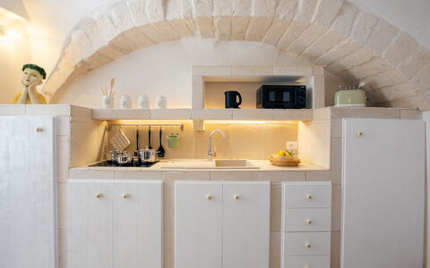 Casa Tosca: Indretning, Møbel, Gulvbelægning, Køkken, Belysning, Countertop, Loft, Etage, Cabinetry, Køkken Apparat