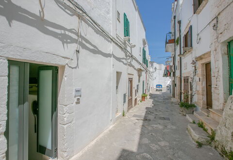 Casa Tosca: Væg, Bygning, Kvarter, Arkitektur, Stad, Gyde, Facade, Boligområde, Gade, Hus