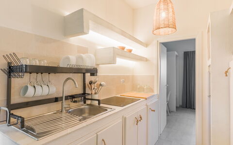 Ville Poggioreale: Indretning, Countertop, Træ, Køkken, Gulvbelægning, Møbel, Cabinetry, Etage, Belysning, Hjem