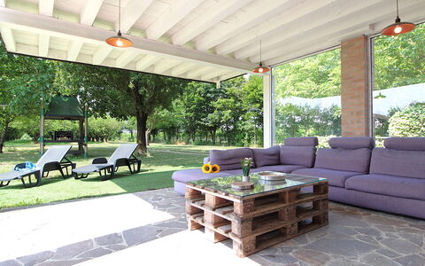 Silea Apartments, Pool, Garden, Treviso: Møbel, Udendørs Møbler, Skygge, Stol, Udendørs Bord, Udendørs Struktur, Have, Gårdhave, Backyard