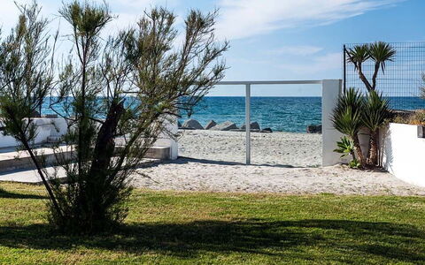 Cala Marina: Blå, Krop Af Vand, Kyst, Hav, Strand, Coastal Og Oceaniske Landskabsformer, Kyst, Ocean, Skygge, Tropics