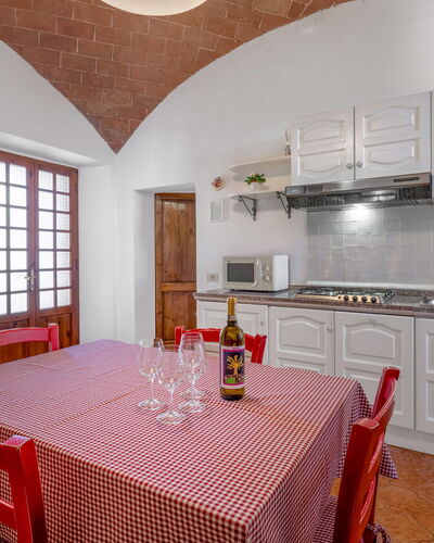 Rustico Apartment With Pool, Casole D'elsa