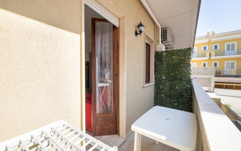 Gallipoli Apartment Ac, Seaside: Træ, Etage, Gulvbelægning, Bejdse, Altan, Flise