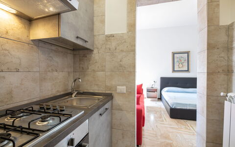 Gallipoli Apartment Ac, Seaside: Gulvbelægning, Indretning, Etage, Møbel, Loft, Værelse, Hjem, Lejlighed, Køkken, Cabinetry