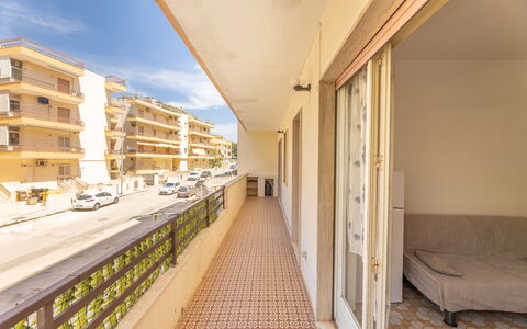 Vico Apartment Balcony, Gallipoli: Lejlighed, Ejerlejlighed, Altan, Parkering
