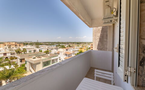 Sea View Apartment, Ac Gallipoli: Lejlighed, Altan, Dagslys