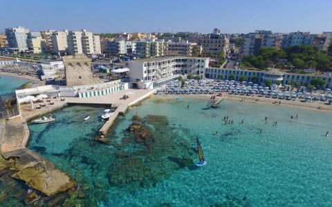 Sea View Apartment, Ac Gallipoli: Hav, Coastal Og Oceaniske Landskabsformer, Kyst, Strand, Kyst, Udvej, Ejerlejlighed, Ocean, Vandfartøjer, Båd