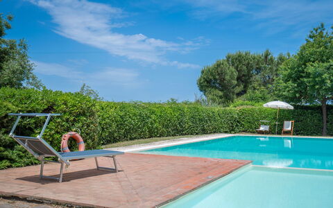 Casa Viola Pool, Wifi, Montaione: Svømmepøl, Blå, Udvej, Udendørs Møbler, Eco Hotel, Skygge, Have, Thermae, Landscaping, Backyard
