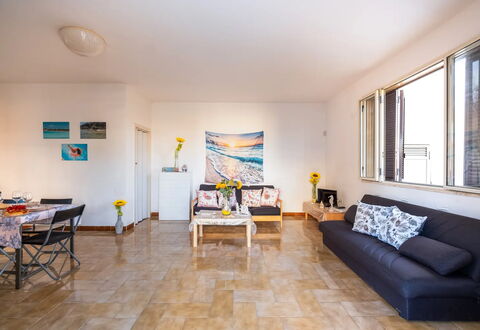 Casa Perla, Ac, Wifi, Porto Cesareo: Møbel, Gulvbelægning, Couch, Etage, Indretning, Træ, Stue, Loft, Værelse, Lejlighed