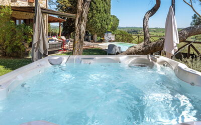 Capanna al Lago, Chianti Heritage with Vineyards V - Siena, Toscana, Italien