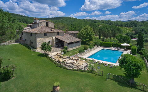 La Dimora del Chianti Dimora: Stunning Tuscan Vill: Svømmepøl, Estate, Udvej, Villa, Thermae, Stuehus, Eco Hotel, Hacienda, Landscaping, Mansion