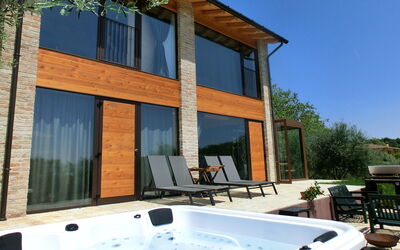 Villa Montello Pool, Jacuzzi, Ac, Wifi, Treviso