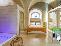 Feriebolig:&nbsp;Maiorca Deluxe Room with Bath Tub - Borgo Bianco