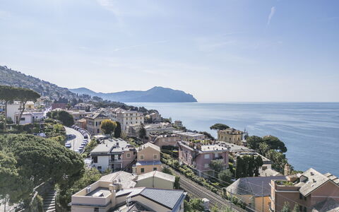Central Design Flat With Parking, Bogliasco: Vand, Krop Af Vand, Kyst, Boligområde, Coastal Og Oceaniske Landskabsformer, Horisont, Hav, Hus, Hjem, Menneskelig Bosættelse