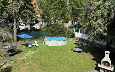 Il Volo Del Nibbio: Møbel, Have, Lawn, Stol, Udendørs Møbler, Backyard, Svømmepøl, Skygge, Gård, Landscaping
