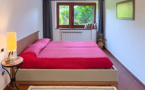 Casa Delle Chicche - Imperia: Møbel, Seng, Indretning, Soveværelse, Sengetøj, Værelse, Gulvbelægning, Sengetøj, Etage, Træ