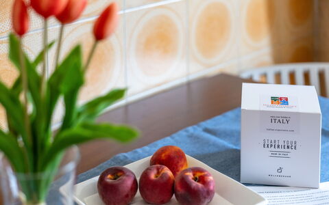 La Terrazza Sul Conero: Bordservice, Mad, Frugt, Fremstille, Ingrediens, Serveware, Naturlige Fødevarer, Æble, Tallerkner