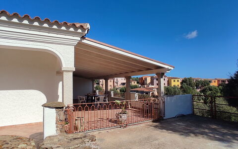 La Casetta Di Greise: Kolonne, Skygge, Udendørs Struktur, Hacienda, Altan, Veranda, Gårdsplads, Pergola, Villa