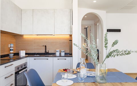 Brezza Costa Conero: Møbel, Køkken, Køkken Apparat, Countertop, Indretning, Gulvbelægning, Væg, Træ, Større Bandage, Cabinetry