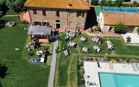 Villa Leone Reale - with a Private Pickleball Cour: Estate, Lawn, Svømmepøl, Gård, Hacienda, Villa