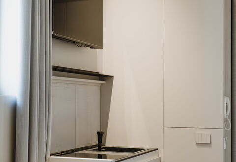 Deb&spa: Træ, Indretning, Gulvbelægning, Møbel, Etage, Belysning, Køkken, Loft, Køkken Apparat, Countertop