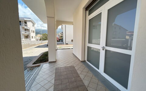 Case Martorelli - Belvedere Marittimo: Etage, Lejlighed, Altan, Dagslys, Gelænder
