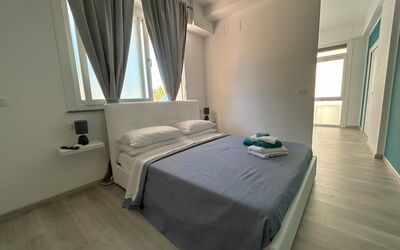 Appartamento Nerea: Indretning, Etage, Gulvbelægning, Møbel, Soveværelse, Seng, Værelse, Lejlighed, Sengetøj, Loft