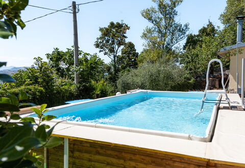 La Pineta Holiday Homes: Svømmepøl, Fritid, Kompositmateriale, Udvej, Eco Hotel, Skygge, Udendørs Møbler, Hotel, Villa, Backyard