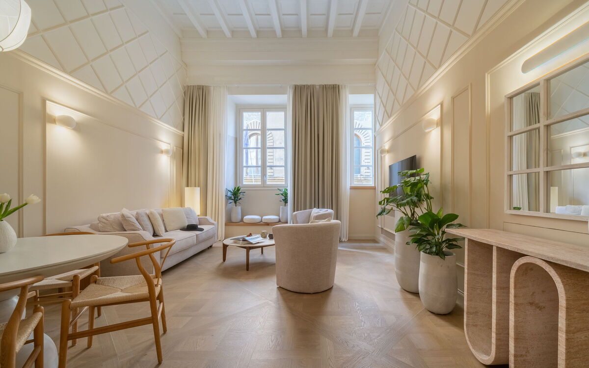 Elegant Apartments Near the Duomo