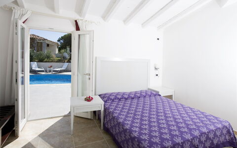 Villa Leccio 2: Møbel, Soveværelse, Hjem, Seng, Etage, Lejlighed, Sengetøj, Sengetøj, Sengetøj, Bed Frame