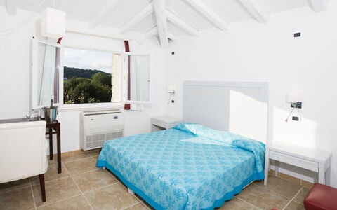 Villa Leccio 1: Møbel, Hjem, Soveværelse, Lejlighed, Seng, Udvej, Hotel, Sengetøj, Bed Frame, Stol