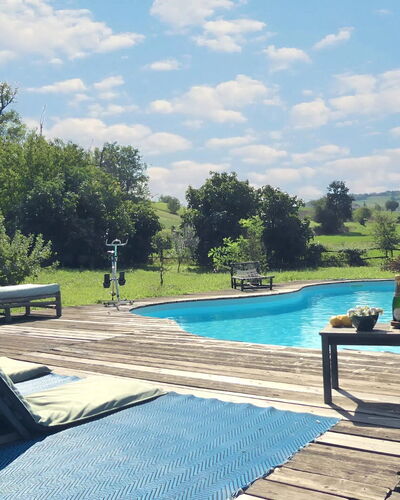 Villa Poggio Zucchino, Pool, Wellness, Piacenza: Svømmepøl, Møbel, Udendørs Møbler, Stol, Udvej, Liggestol, Skygge, Fritid, Udendørs Bord, Backyard